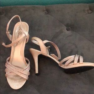 Champagne sparkle straps sandal